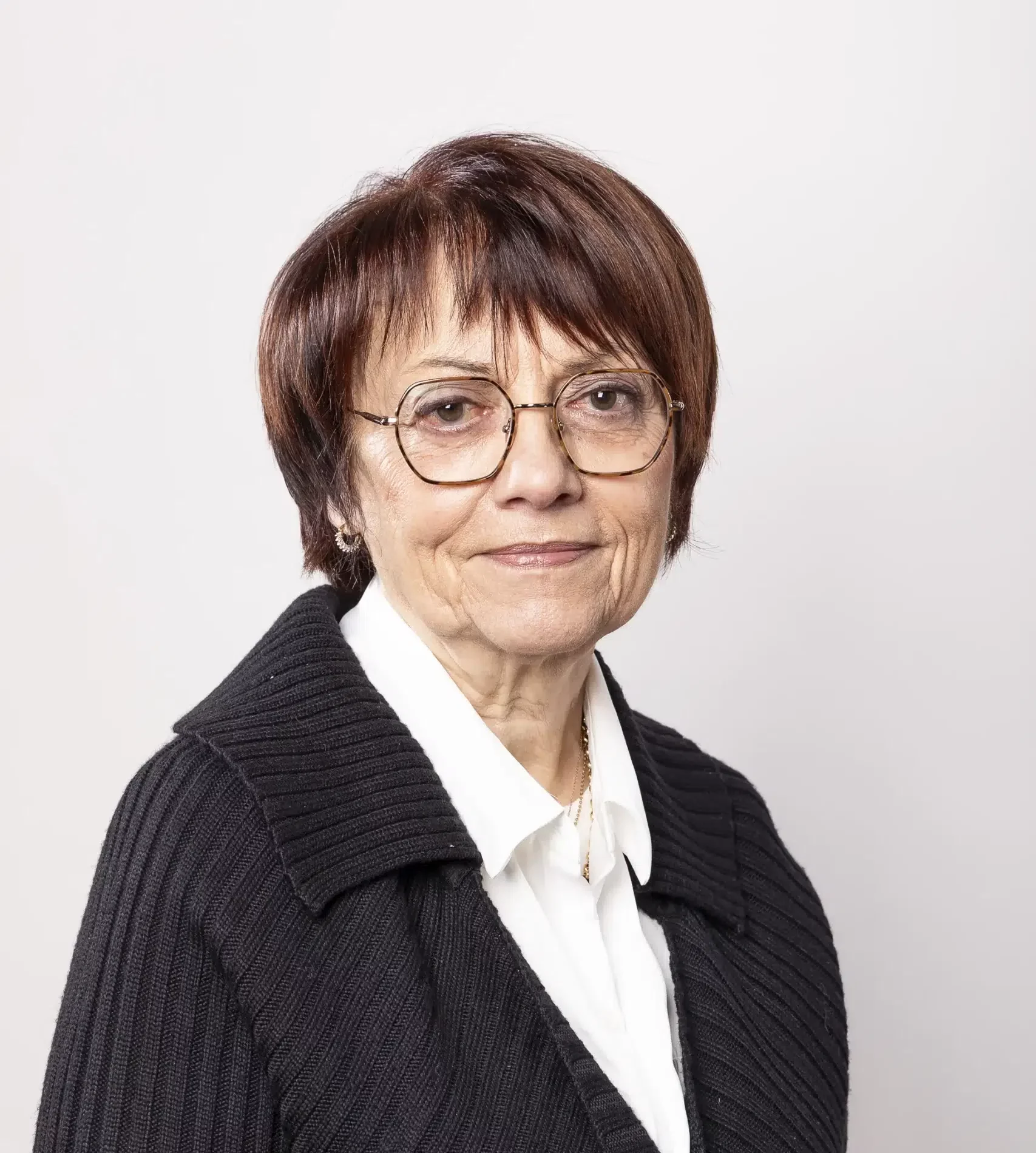 Claudie FUZEWSKI 1ère adjointe au Maire - Élections, état civil, population, cimetières et protocole